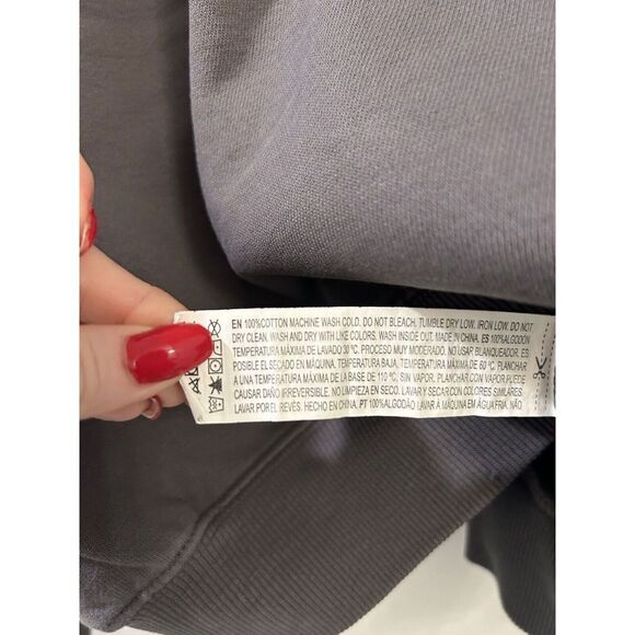 Forever 21 French Terry Paris Graphic Pullover Size Medium Gray NWT Oversized - Picture 7 of 9